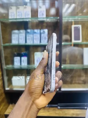 Apple iPhone 16 256 GB White