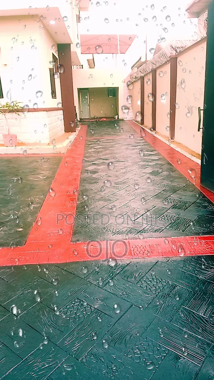 Floor Concrete