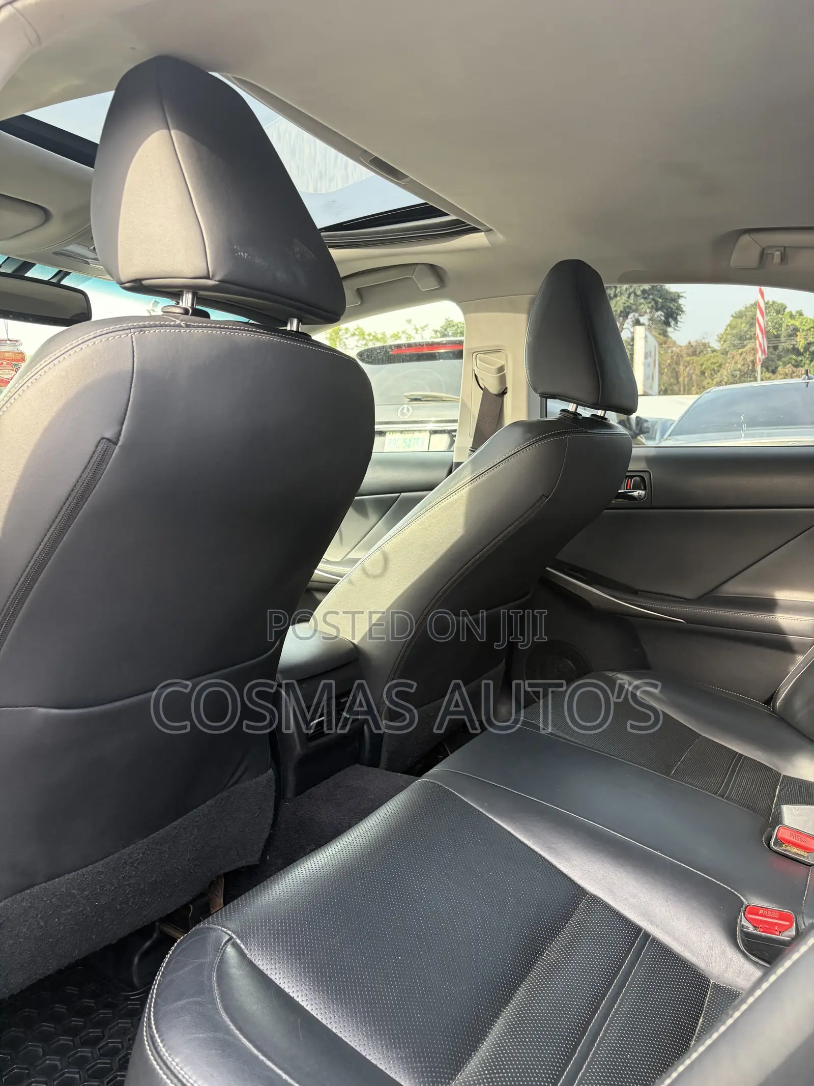 Lexus IS 250 4WD 2014 Gold