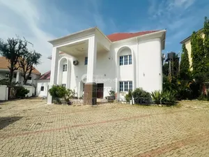 7bdrm Duplex in Private, Maitama for sale