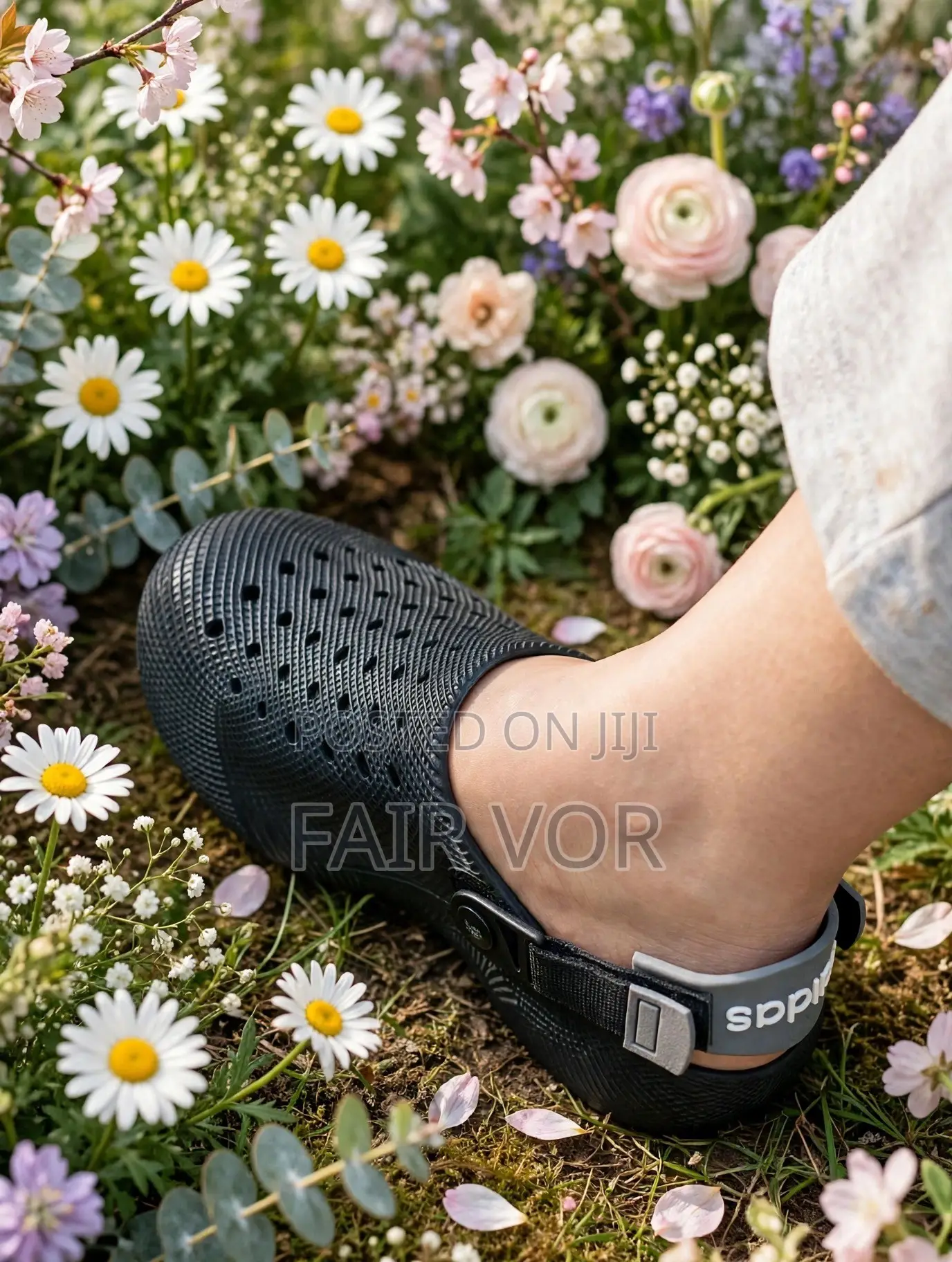 Adidas Croc