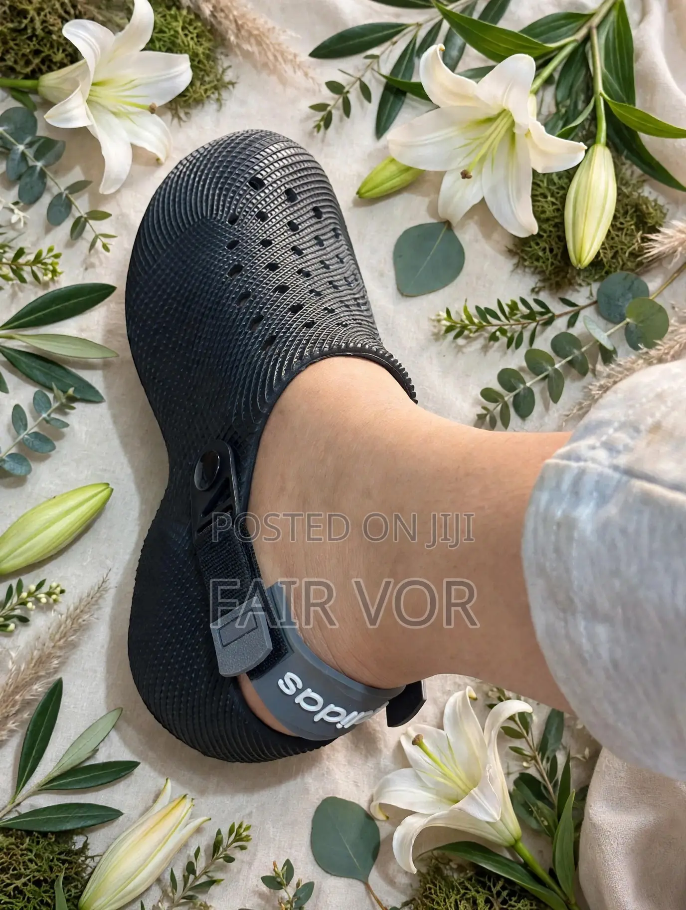 Adidas Croc