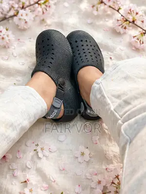 Adidas Croc