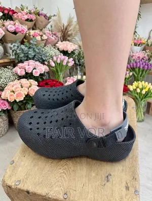 Adidas Croc