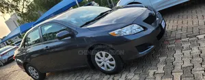 Toyota Corolla 2010 Gray