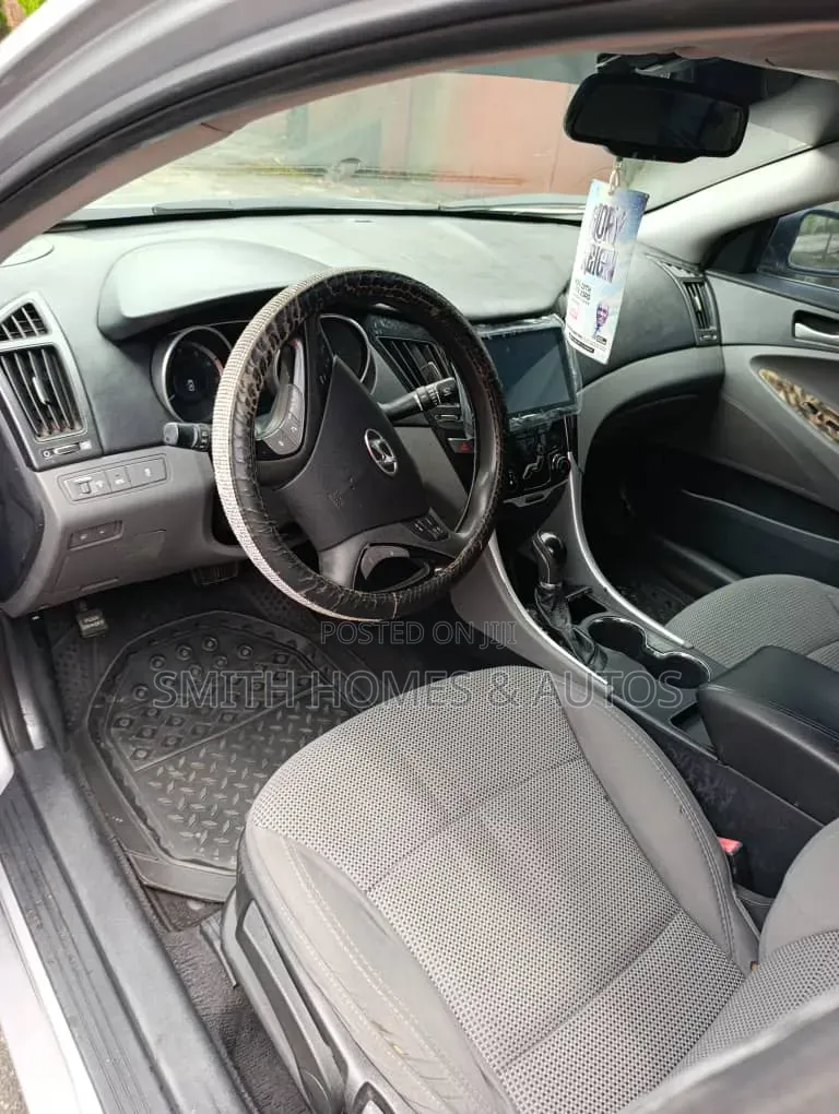 Hyundai Sonata 2012 Silver