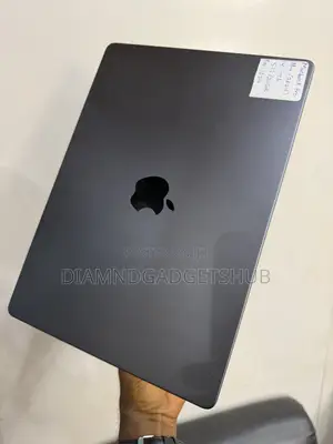 Laptop Apple MacBook Pro 2024 M4 Pro 24GB Apple M4 Pro SSD 512GB