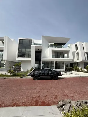 Furnished 5bdrm Mansion in Private Estate Osapa for sale