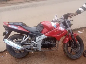 Kymco Xciting 2023 Red