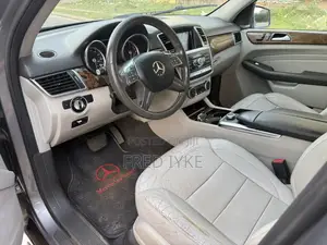 Mercedes-Benz M Class 2015 Gray