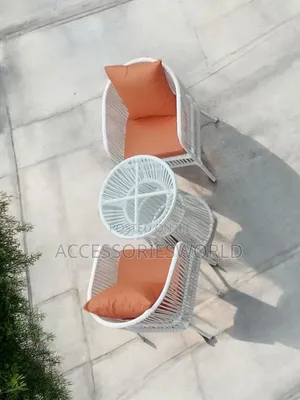 Modern 3-Piece Outdoor Wicker Patio Set – 2 Chairs & Table