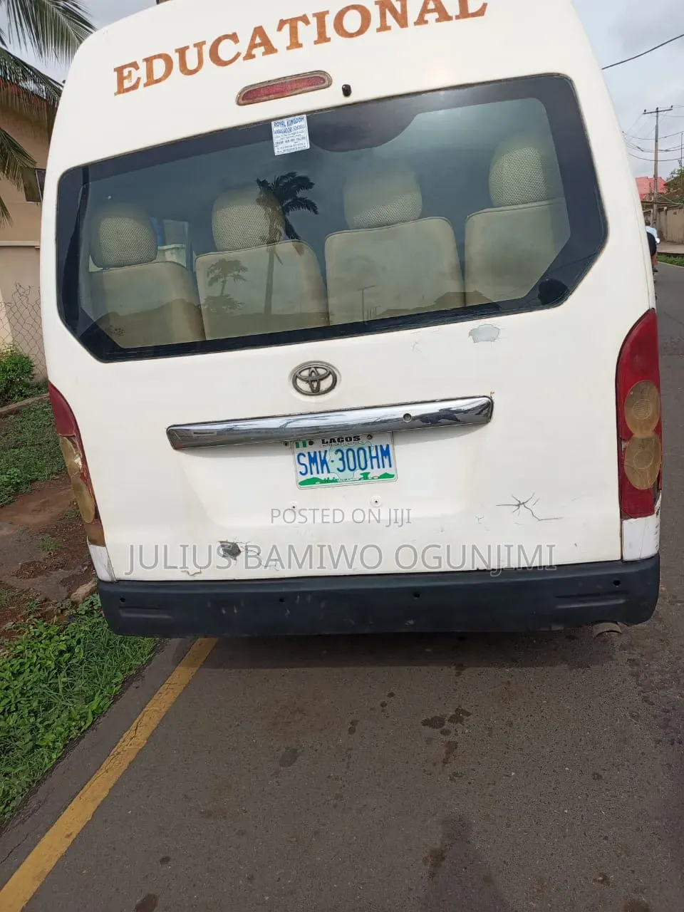 Toyota HiAce 2012 White