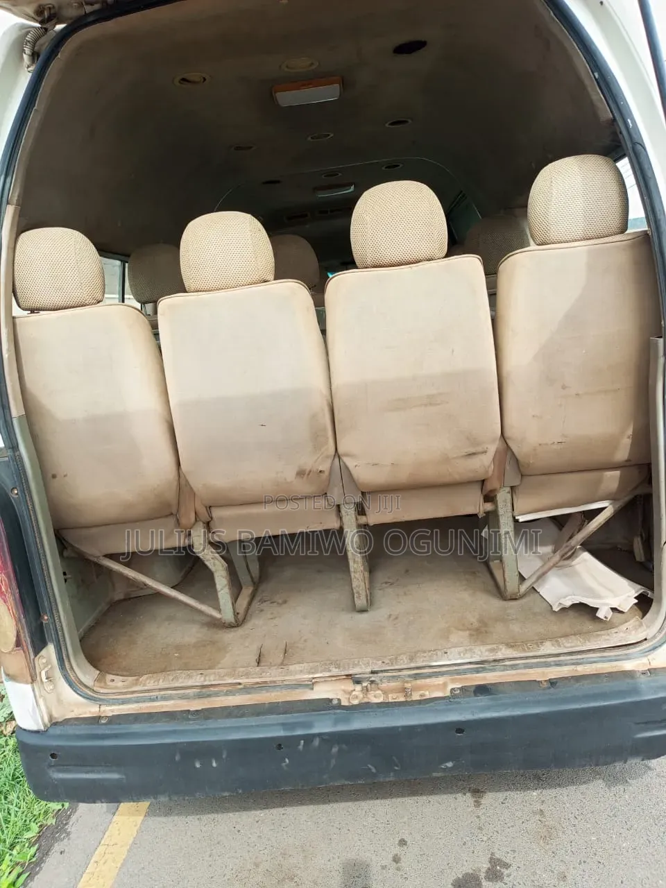 Toyota HiAce 2012 White