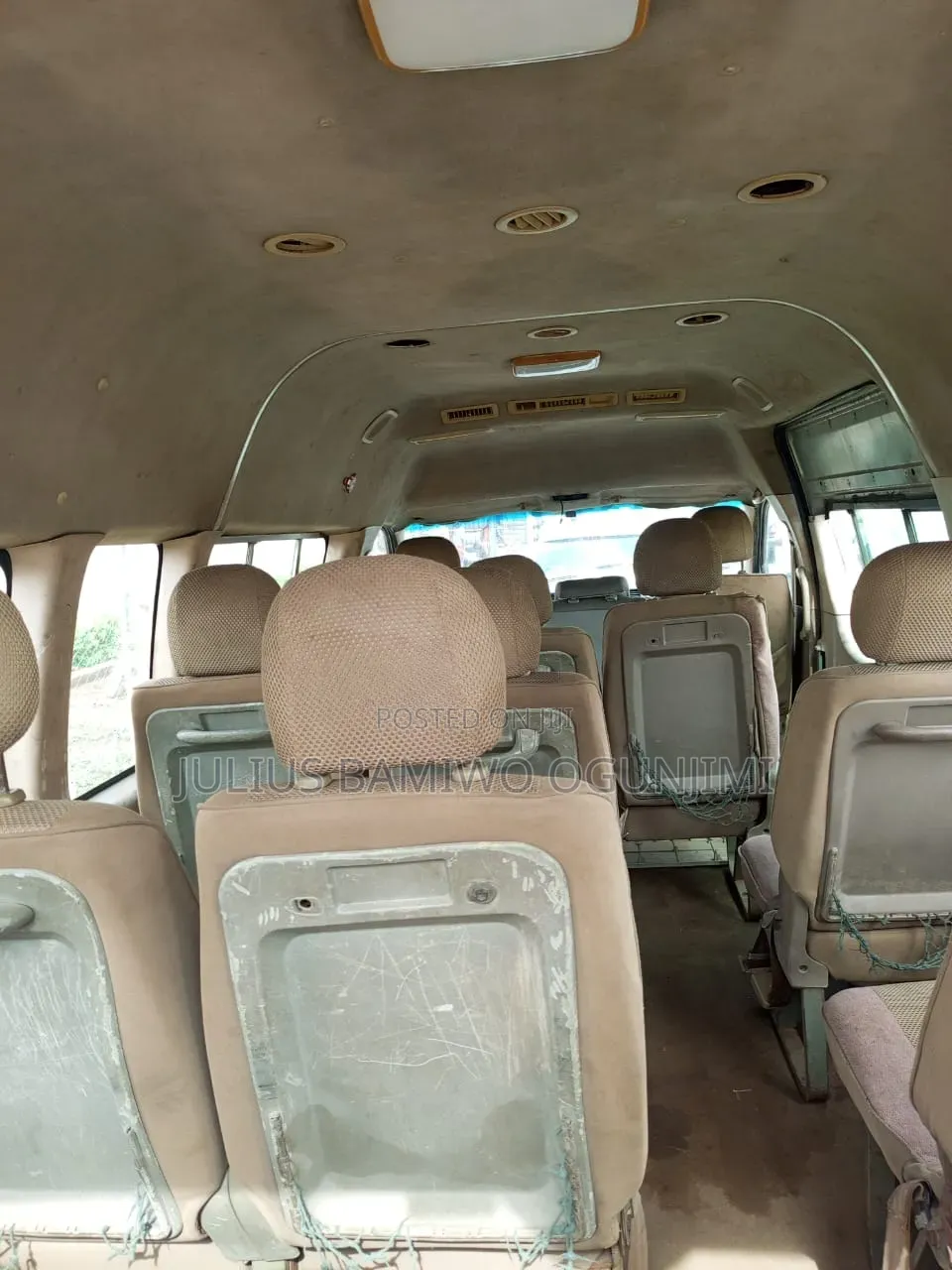 Toyota HiAce 2012 White
