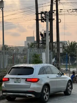Mercedes-Benz GLC-Class 2018 Silver