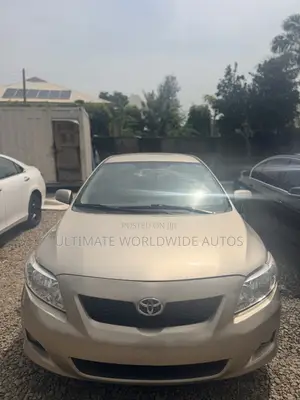 Toyota Corolla 2010 Gold