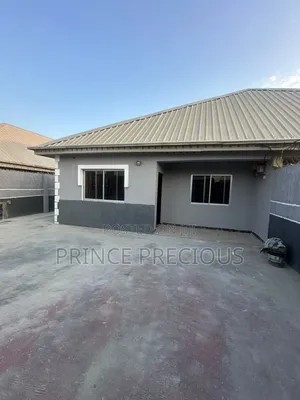 3bdrm Apartment in Abraham Adesanya Estate for rent