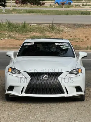 Lexus IS 300 AWD 2017 White