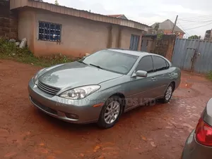 Lexus ES 330 Sedan 2004
