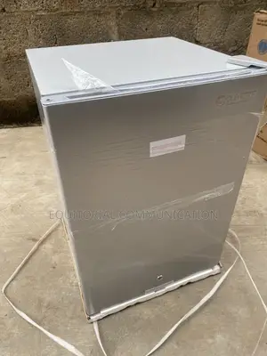 Glamstar 70L Mini Refrigerator GFR-90S-E