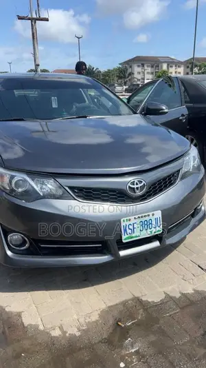 Toyota Camry 2013 Gray