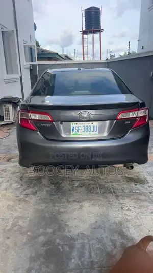 Toyota Camry 2013 Gray