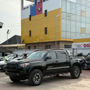 Toyota Tacoma 2021 Black