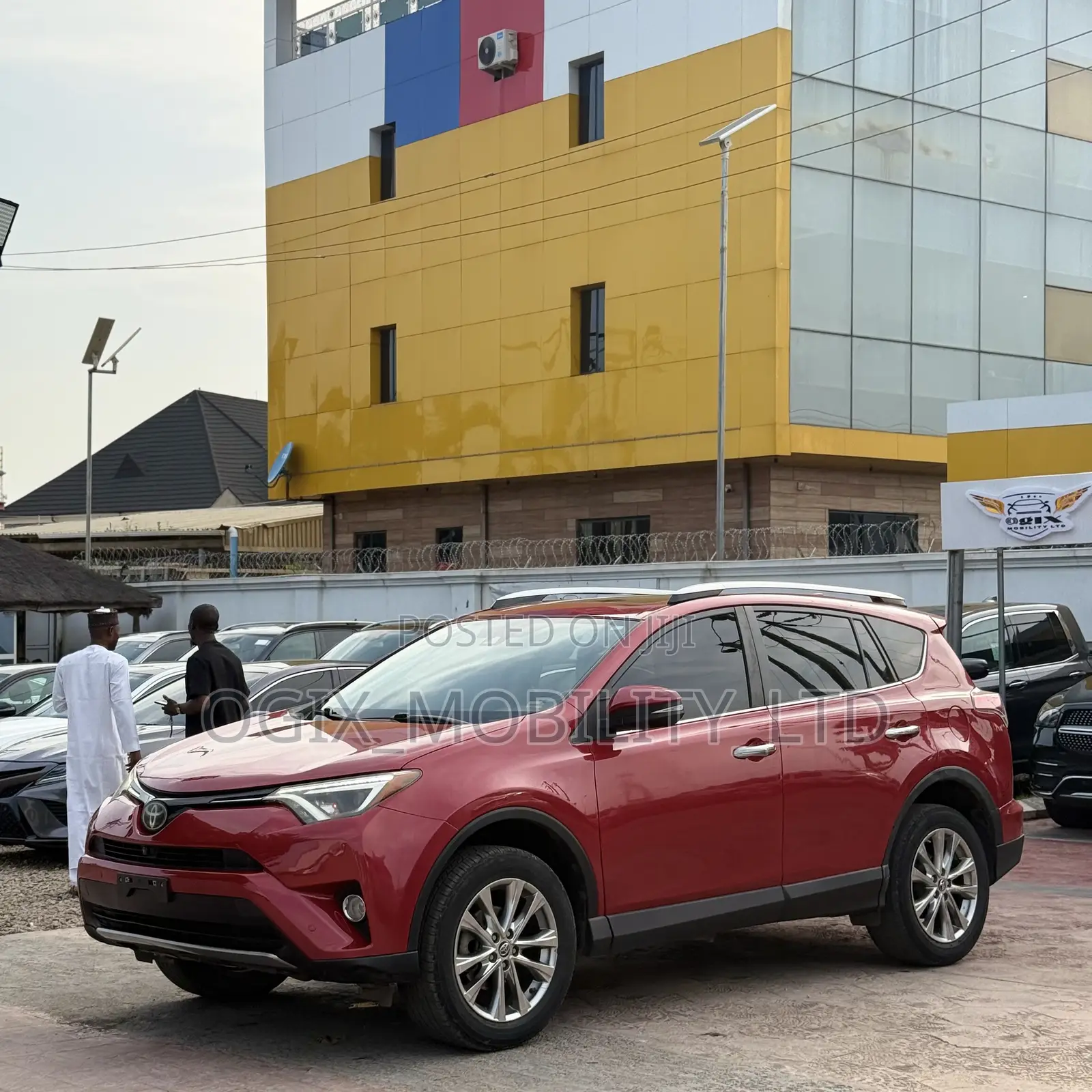 Toyota RAV4 2016 Red