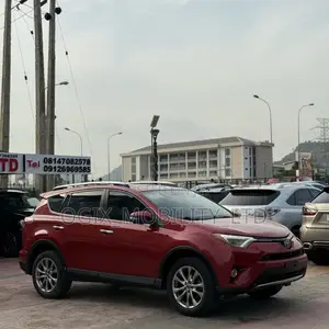Toyota RAV4 2016 Red