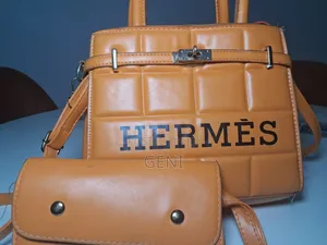 Orange Hermes Quilted Structure Top-Handle Handbag