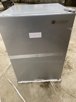 Glamstar 70L Apartment Fridge GFR-90S-E