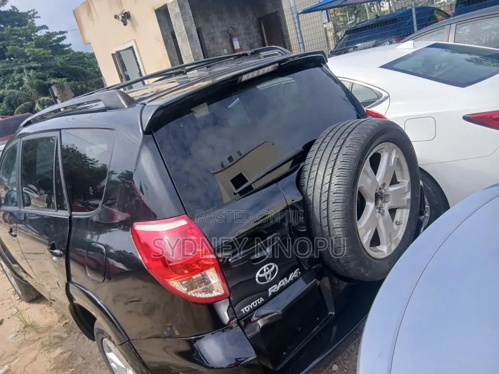 Toyota RAV4 2007 Black
