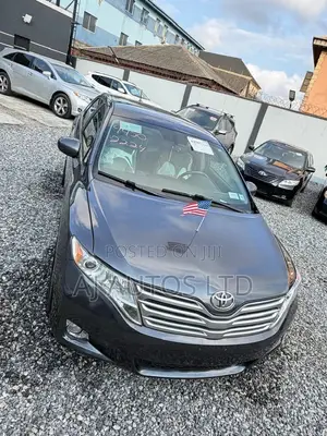 Toyota Venza V6 AWD 2011 Gray