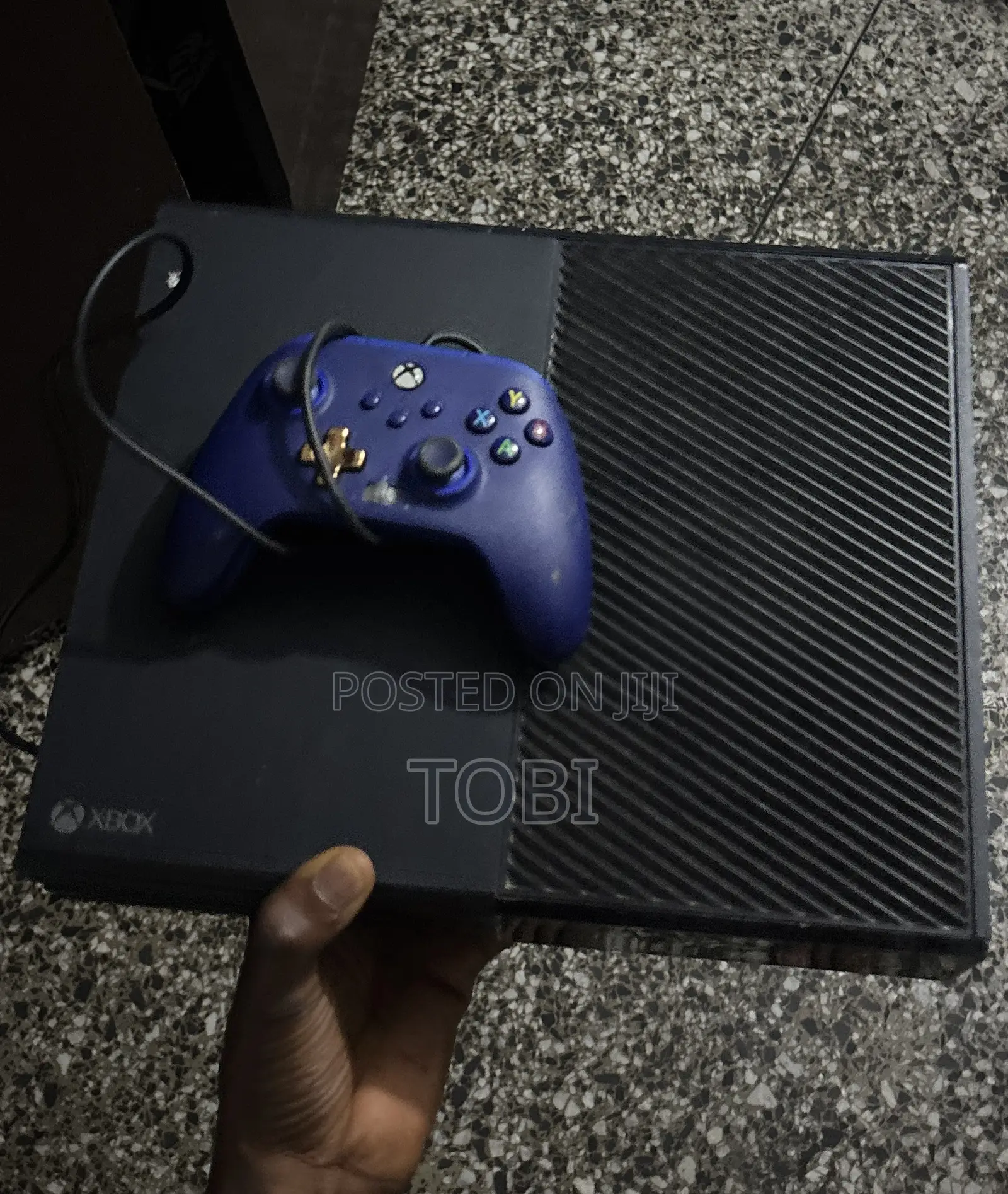 Xbox One With Wired Controller