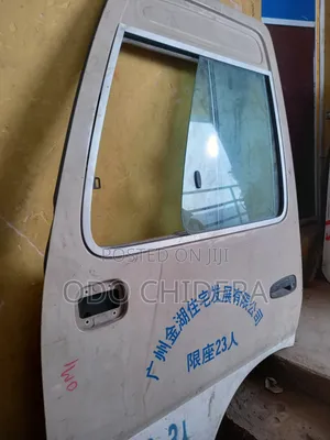Complete Door Coaster Bus