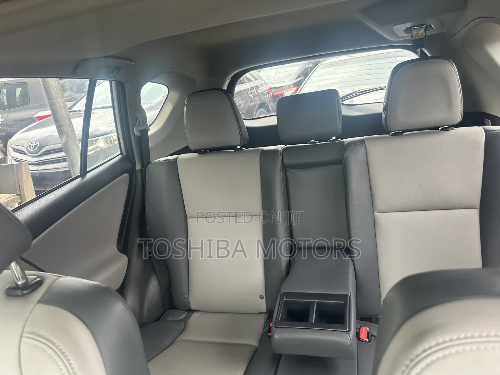 Toyota RAV4 2015 Silver