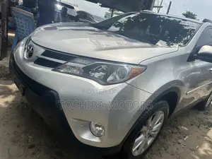 Toyota RAV4 2015 Silver