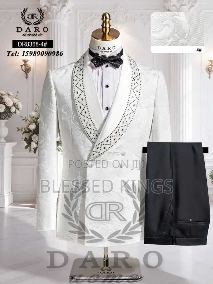 Daro Suits