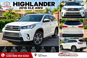Toyota Highlander XLE 4x4 V6 (3.5L 6cyl 8A) 2018 Off white