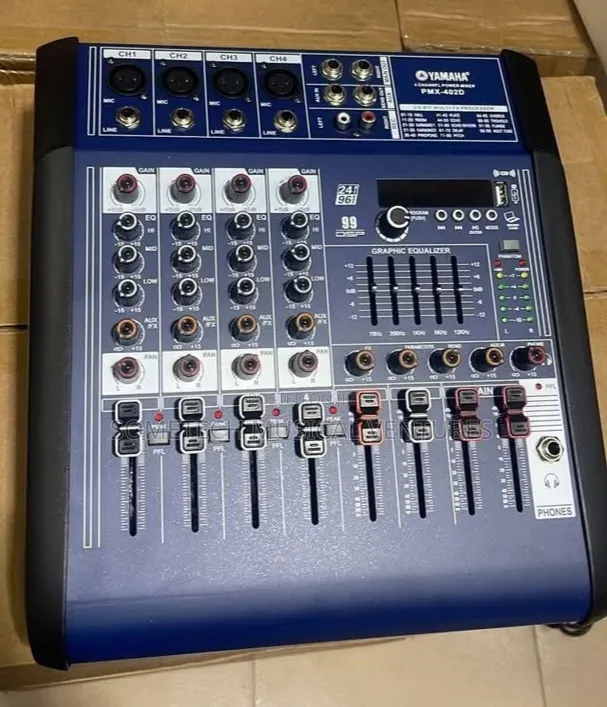 A 4-Channel Power Mixer