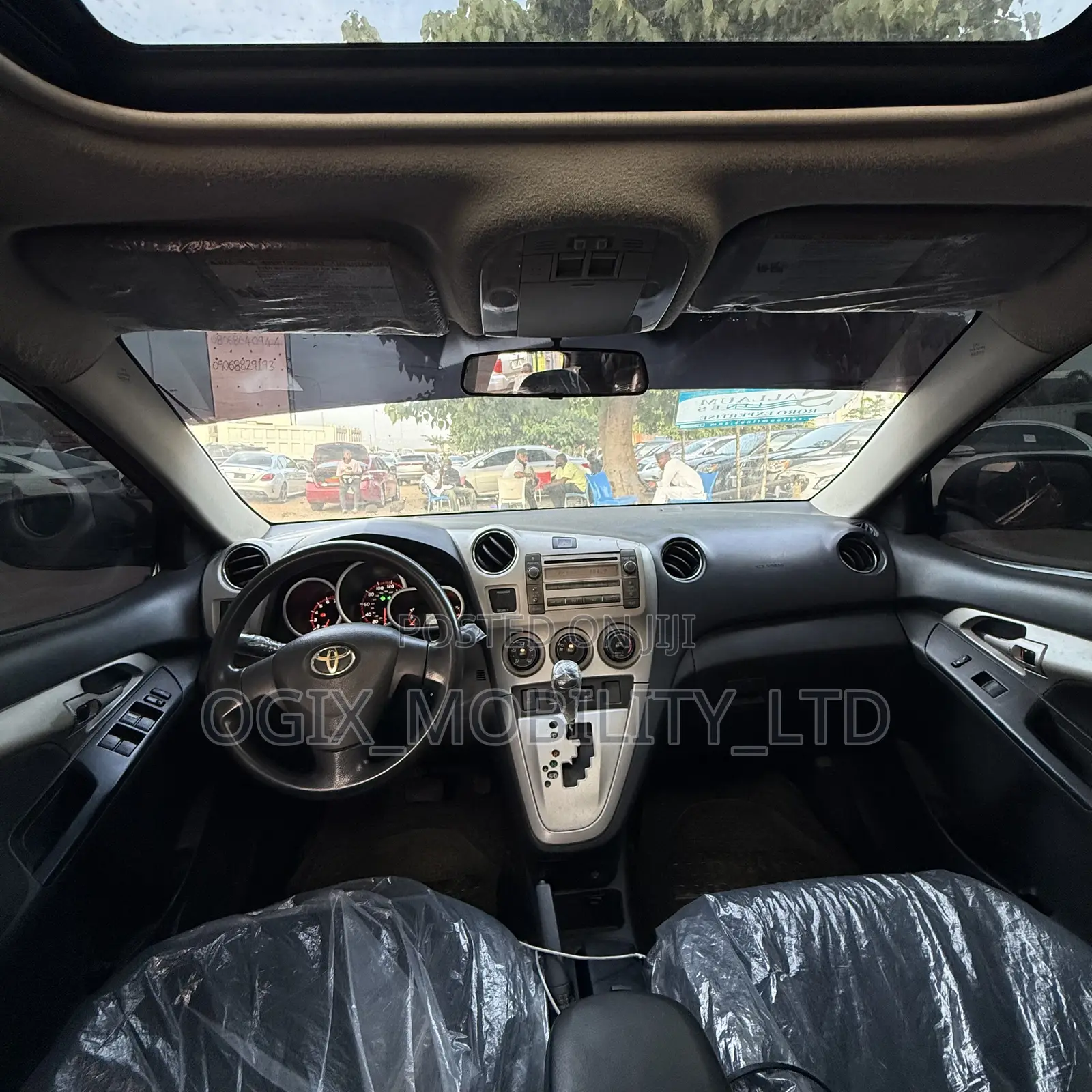 Toyota Matrix 2008 Gold