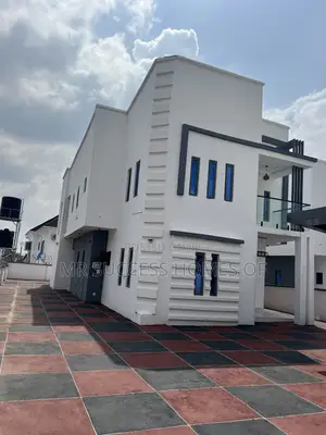 Furnished 4bdrm Duplex in Kolapo Ishola Estate, Akobo for sale