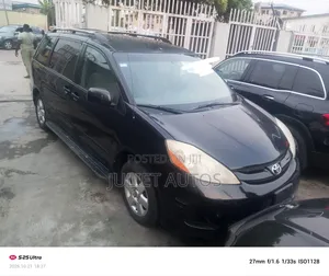Toyota Sienna 2006 Black