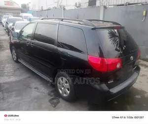 Toyota Sienna 2006 Black