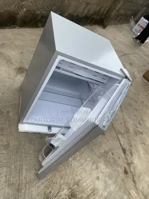 Glamstar GFR-90S-E Small Capacity Refrigerator 70L