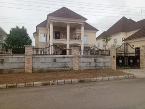 4bdrm Duplex in Apo Resettlement for rent