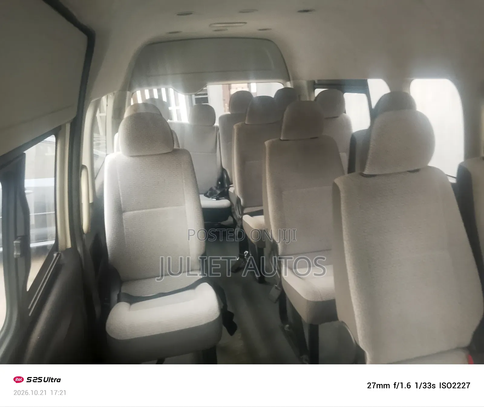 Toyota HiAce 2017 White