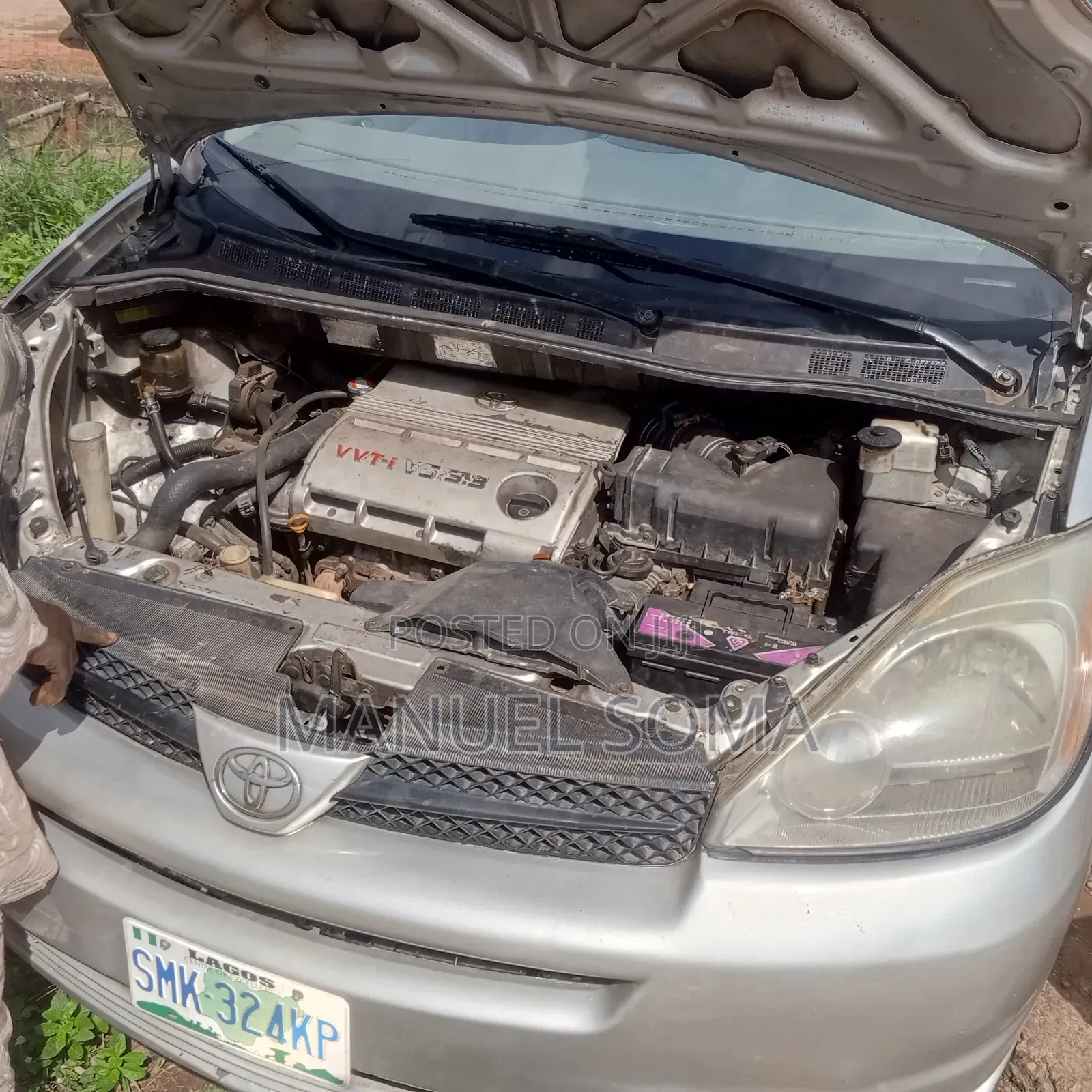 Toyota Sienna 2004 Silver