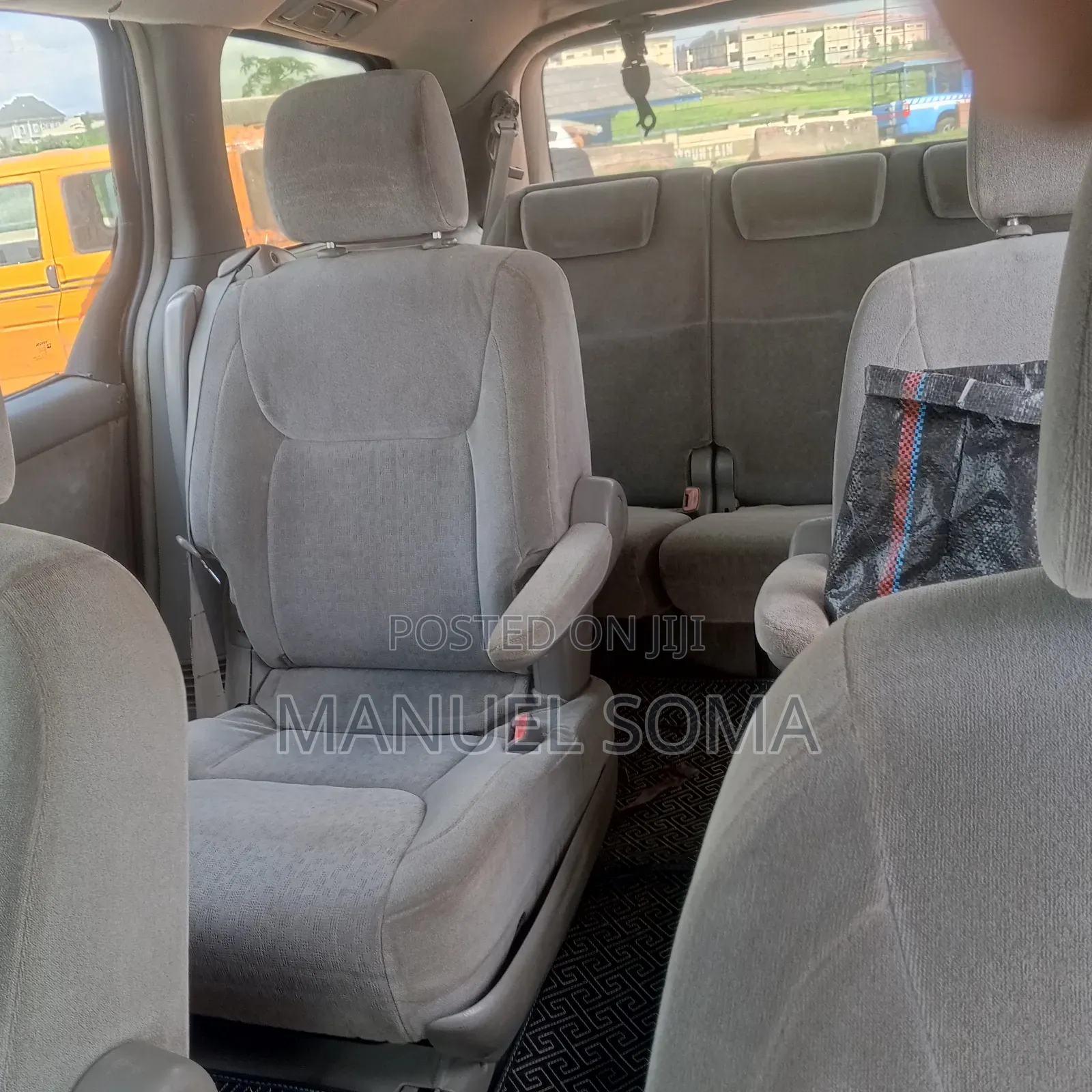 Toyota Sienna 2004 Silver