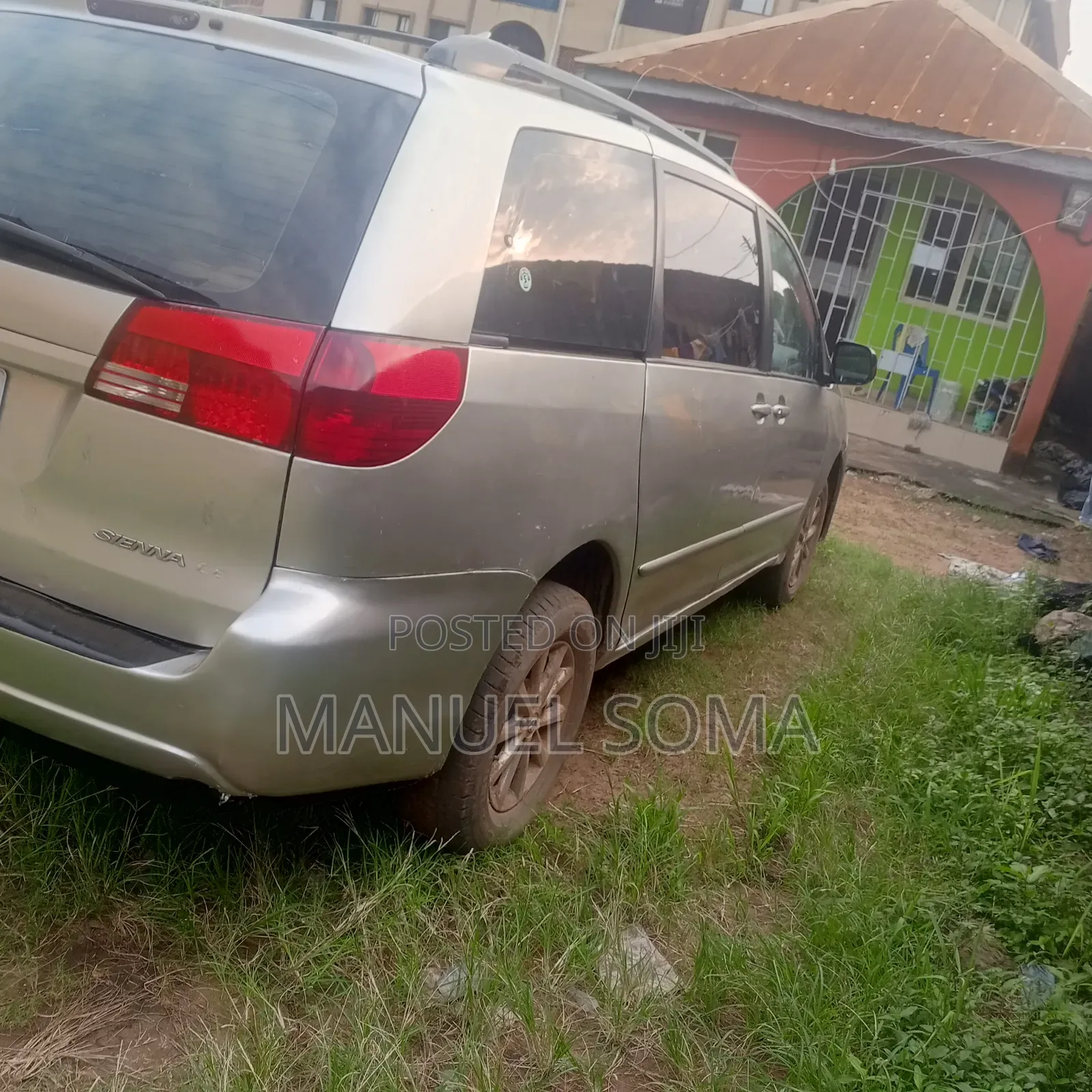 Toyota Sienna 2004 Silver